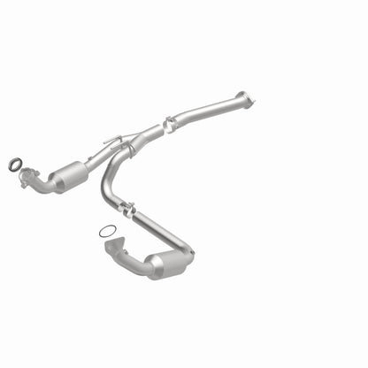MagnaFlow 04-05 Chevrolet Express 1500 5.3L Direct Fit Converter