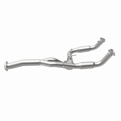 MagnaFlow 11-15 Chevrolet Silverado 2500 HD 6.0L Direct Fit Converter