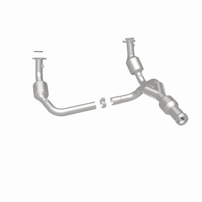 MagnaFlow 11-15 GMC Yukon 6.2L Direct Fit Converter