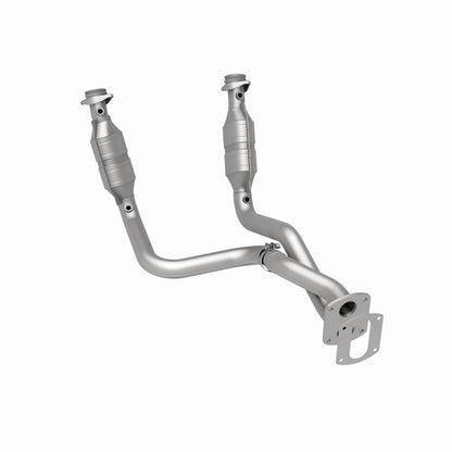 MagnaFlow 2005 Ford F-250 Super Duty 6.8L Direct Fit Converter