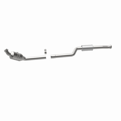 MagnaFlow 08-10 Mercedes-Benz C300 3.0L Direct Fit Converter