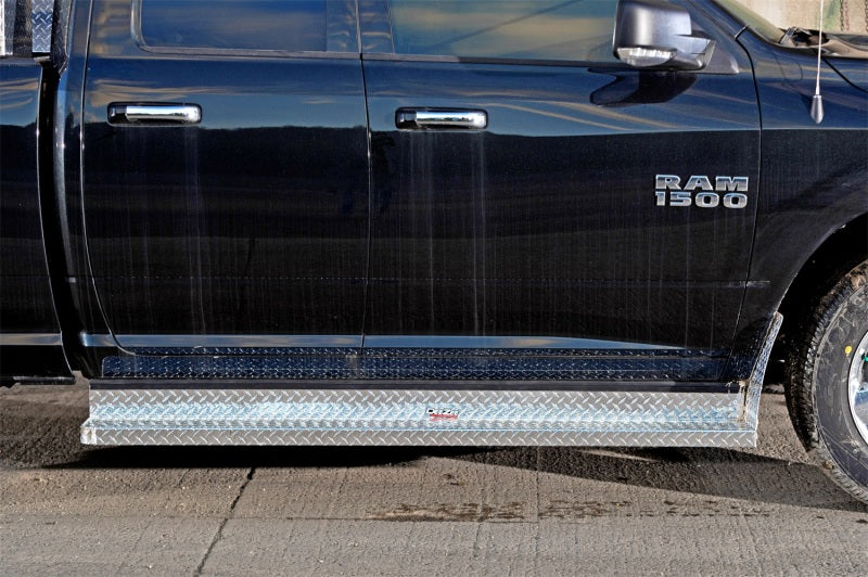 Dee Zee 99-2010 Ford SuperDuty Running Board Cab Section Brite-Tread Aluminum