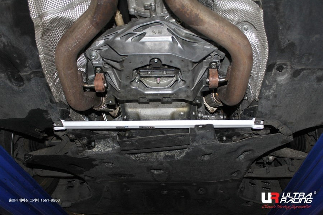 Ultra Racing - 2pt Front Lower Brace - Audi A6 / S6 - UR-LA2-2486