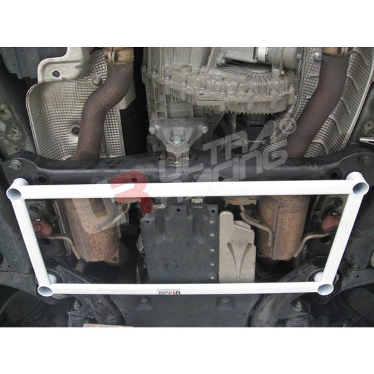 Ultra Racing - 4pt Front Lower Brace - Audi Q / QS - UR-LA4-865