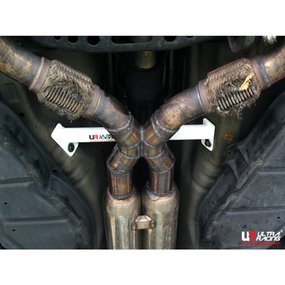 Ultra Racing - 2pt Middle Lower Brace - 2003-2009 Nissan 350Z - UR-ML2-1258