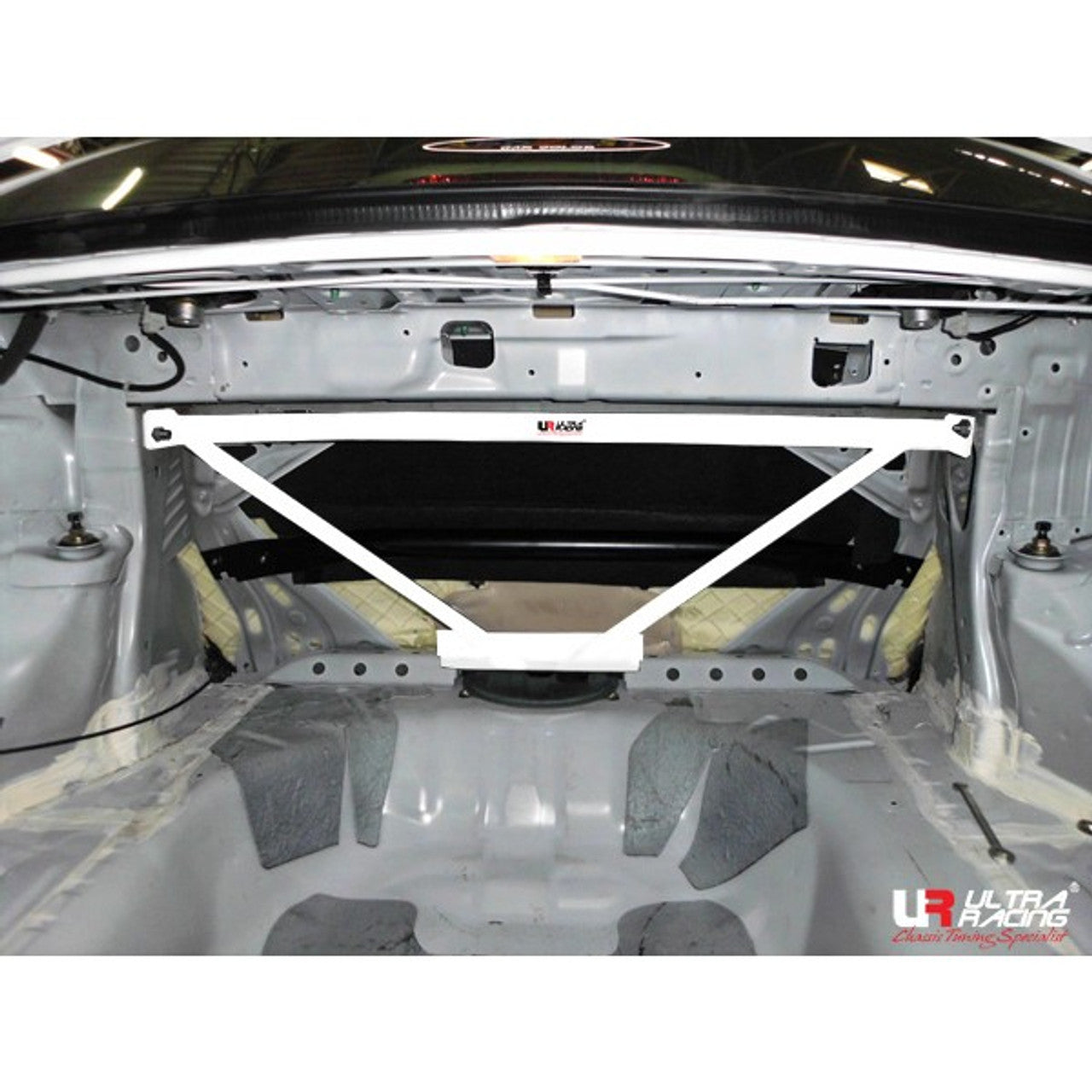 Ultra Racing - 3pt Rear Strut Brace - HONDA CIVIC (FG4) COUPE 2012-2015 - UR-RE3-1993