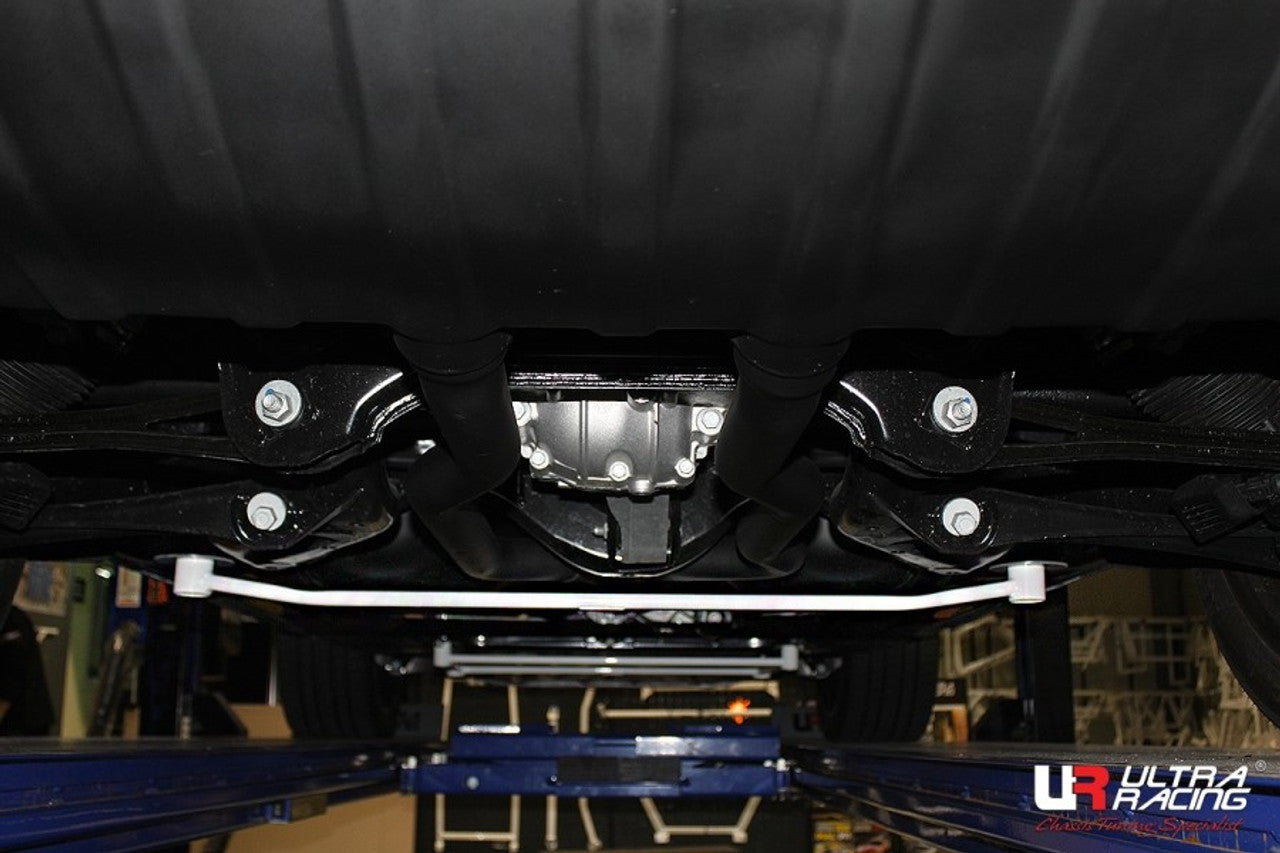 Ultra Racing - 2pt Rear Lower Brace - Audi Q / QS - UR-RL2-1199