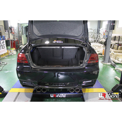 Ultra Racing - 2pt Rear Strut Brace - BMW 3 SERIES M3 (E92 COUPE) 2006-2013 - UR-RE2-2758A