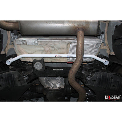 Ultra Racing - 2pt Rear Lower Brace - BMW 4 SERIES (F32 COUPE) 2014-2019 - UR-RL2-3289