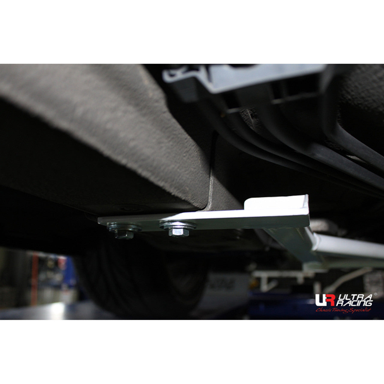 Ultra Racing - 4pt Front Lower Brace - Acura TL (UA6) 2004-2008 - UR-LA4-2389