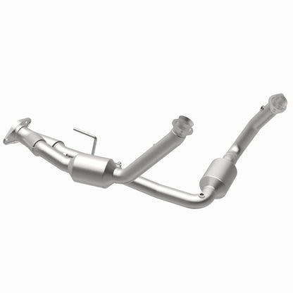 MagnaFlow 05-06 Jeep Grand Cherokee 5.7L Direct Fit Catalytic Converter