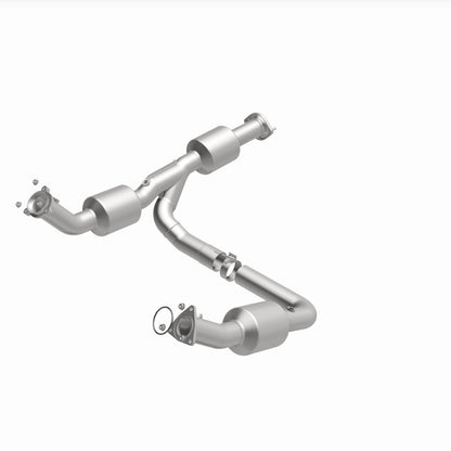 MagnaFlow 18-20 Chevrolet Express 2500 Single Underbody 4.3L Direct Fit Catalytic Converter