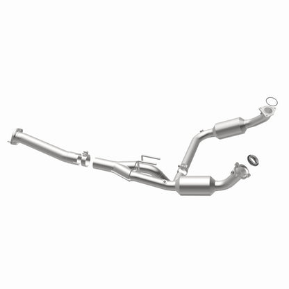 MagnaFlow 04-05 Chevrolet Express 1500 5.3L Direct Fit Converter
