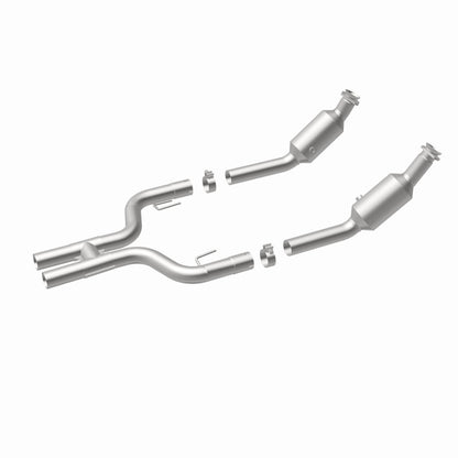 MagnaFlow Direct Fit Catalytic Converter 07-10 Ford Mustang 4.6L
