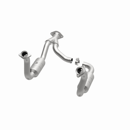 MagnaFlow 08-10 Ford F-350 Super Duty 6.8L Direct Fit Converter