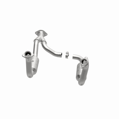 MagnaFlow 08-10 Ford F-350 Super Duty 6.8L Direct Fit Converter