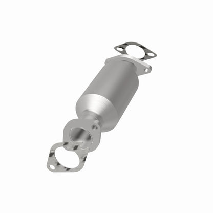 MagnaFlow 11-13 Sorento 2.4L Underbody Direct Fit Converter