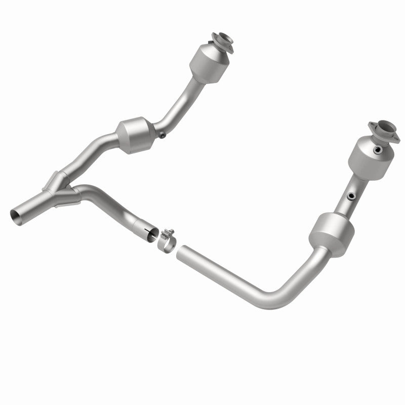 MagnaFlow Direct Fit Catalytic Converter 07-09 Jeep Wrangler 3.8L