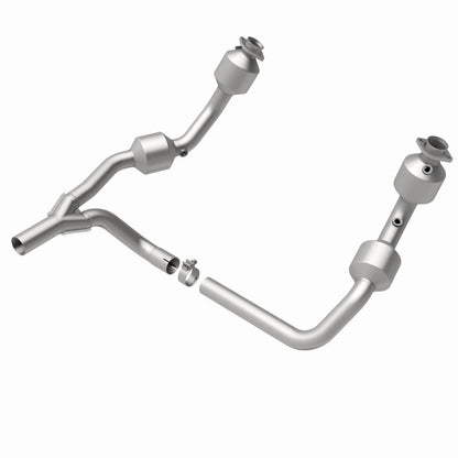 MagnaFlow Direct Fit Catalytic Converter 07-09 Jeep Wrangler 3.8L