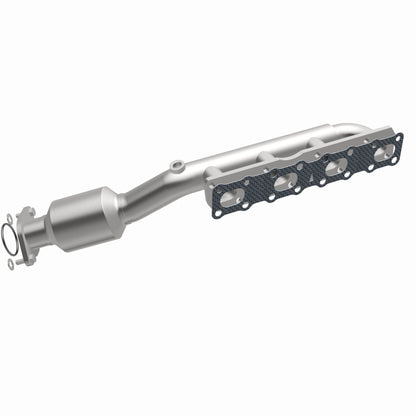 MagnaFlow 2004 Nissan Titan 5.6L Direct Fit Converter