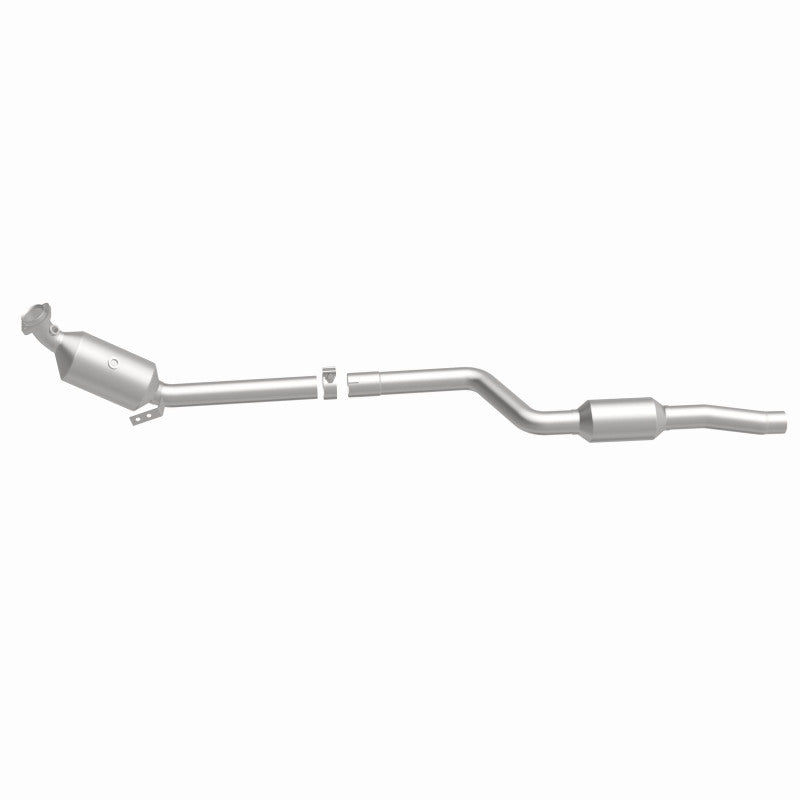 MagnaFlow 2011 C300 V6 3 OEM Underbody Direct Fit Converter