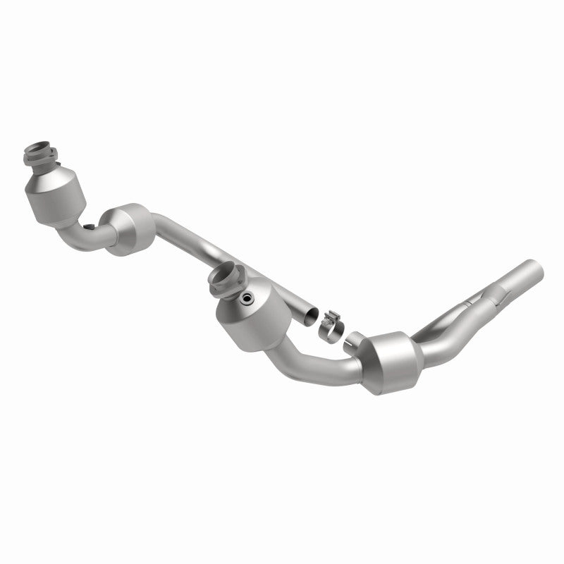 MagnaFlow Direct Fit Catalytic Converter 07-09 Jeep Wrangler 3.8L