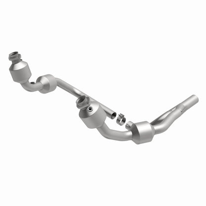 MagnaFlow Direct Fit Catalytic Converter 07-09 Jeep Wrangler 3.8L