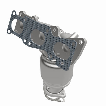 Magnaflow 07-10 Kia Sedona 3.8L California Grade CARB Compliant DF Manifold Catalytic Converter