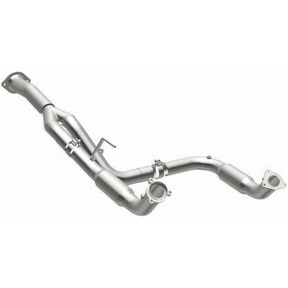 MagnaFlow 11-15 Chevrolet Silverado 2500 HD 6.0L Direct Fit Converter