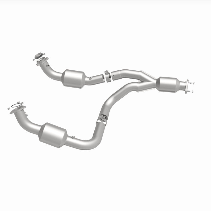 MagnaFlow 12-20 Chevrolet Express 4500 Underbody 6.0L Direct Fit Catalytic Converter