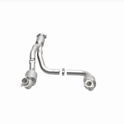 MagnaFlow 12-20 Chevrolet Express 4500 Underbody 6.0L Direct Fit Catalytic Converter