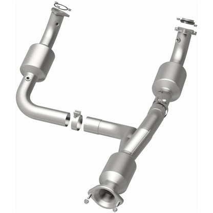 MagnaFlow 12-20 Chevrolet Express 4500 Underbody 6.0L Direct Fit Catalytic Converter