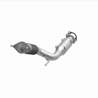MagnaFlow 17-20 Nissan Rogue Sport Rear Underbody 2L Direct Fit Converter