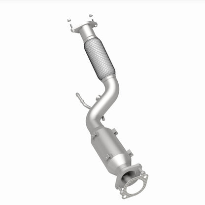 MagnaFlow 17-20 Nissan Rogue Sport Rear Underbody 2L Direct Fit Converter