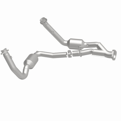 MagnaFlow 05-06 Jeep Grand Cherokee 5.7L Direct Fit Catalytic Converter