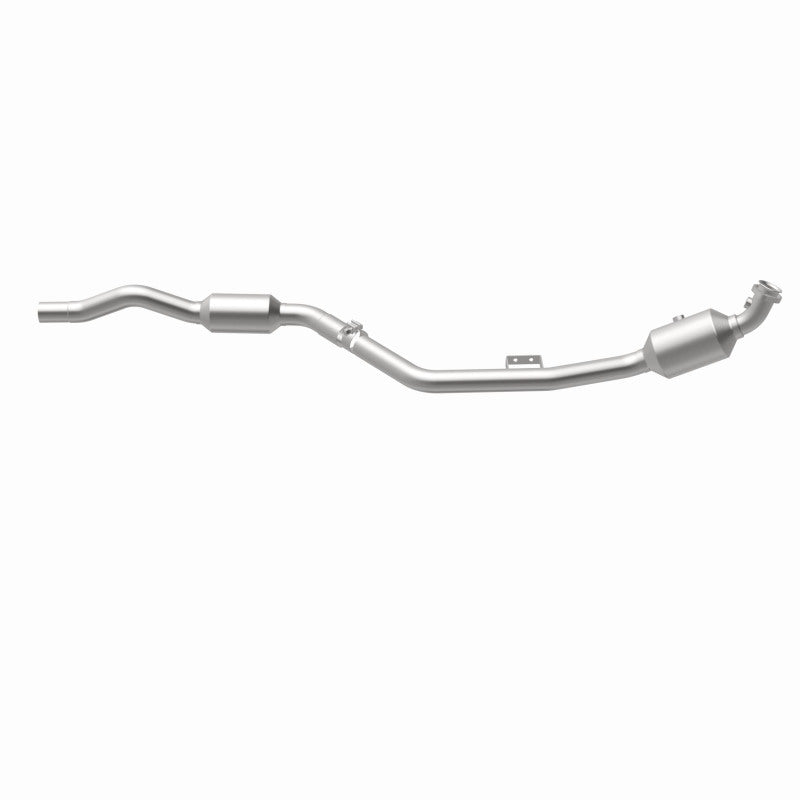 MagnaFlow Direct Fit Catalytic Converter 07-09 Mercedes E350 3.5L
