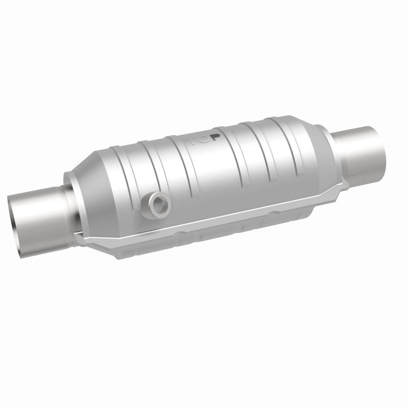 MagnaFlow Universal Catalytic Converter 2.25 OEM Angled O2
