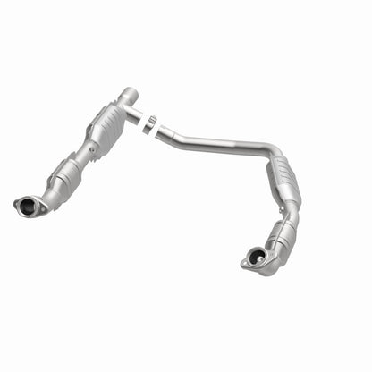 MagnaFlow Direct Fit Catalytic Converter 06 Ford E350 Van 5.4L