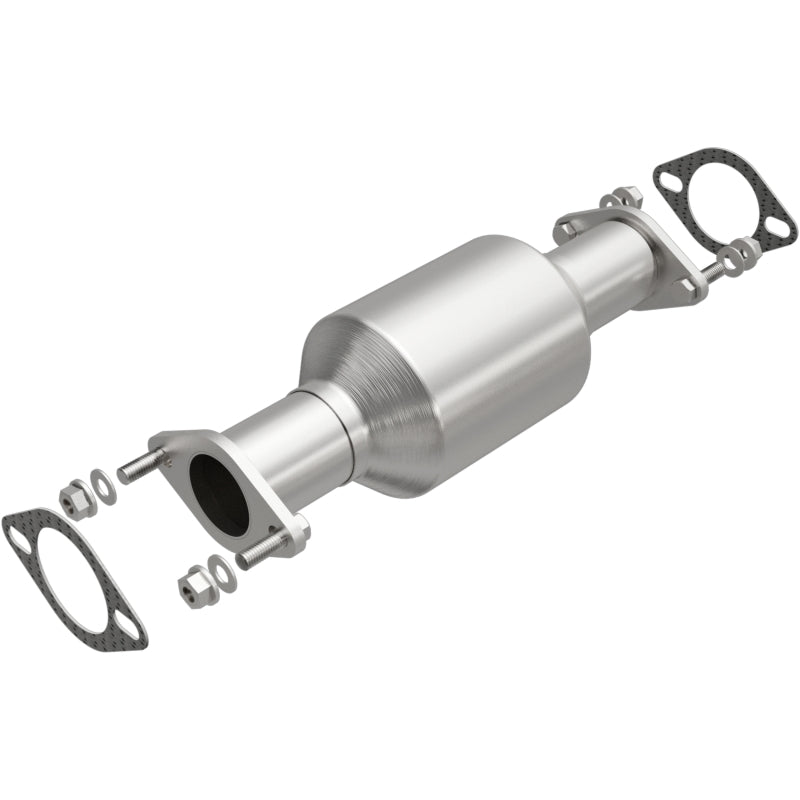 MagnaFlow Direct Fit Catalytic Converter 03-06 Kia Sorento 3.5L rear