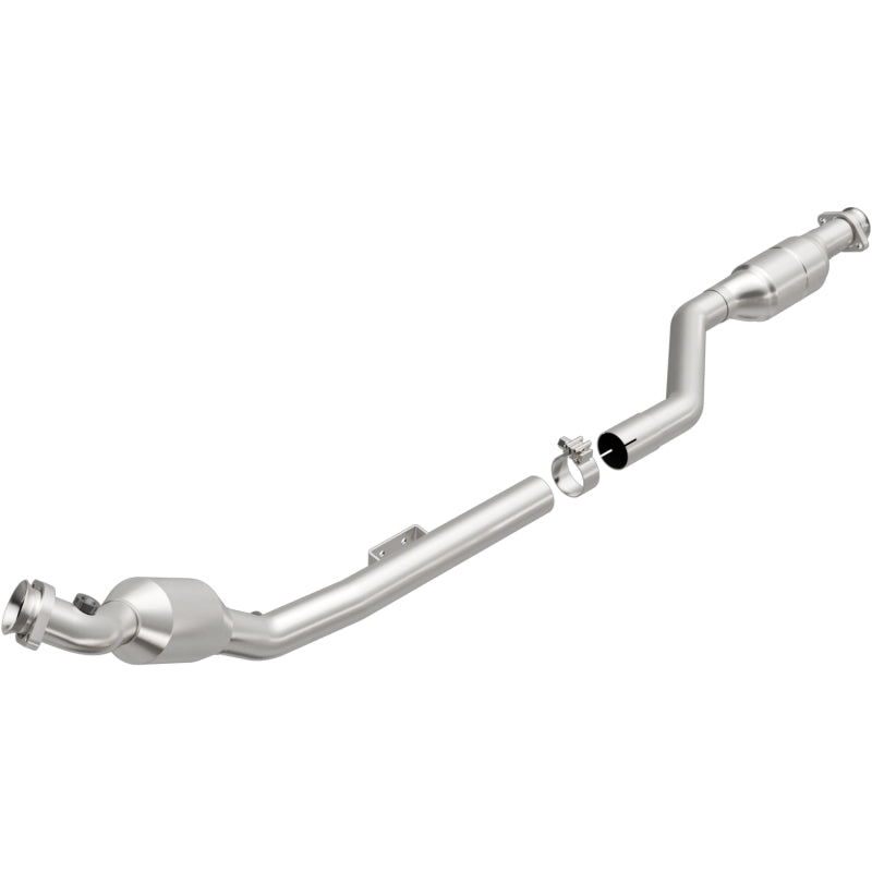 MagnaFlow Direct Fit Catalytic Converter 01-02 Mercedes E430 4.3L Driver Side CA