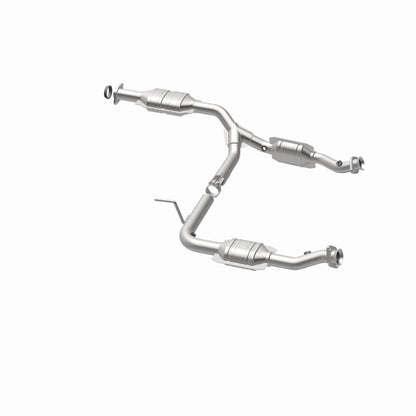 MagnaFlow DF Catalytic Conv 02-03 Ford Explorer 4.0L / 02-03 Mercury Mountaineer 4.0L (California)
