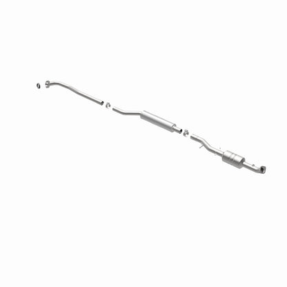 MagnaFlow Direct Fit Catalytic Converter 2008-2009 OUTLANDER 2.4 L Underbody