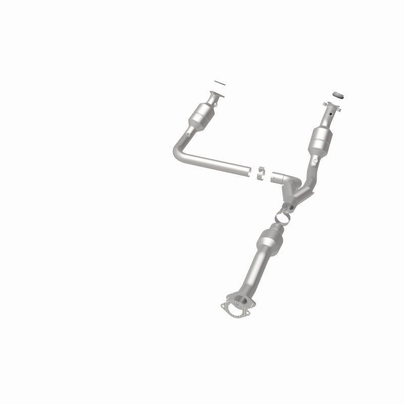 MagnaFlow Direct Fit Catalytic Converter 2011-2014 Express 1500 4.3L Underbody