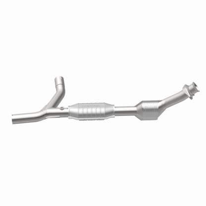 MagnaFlow Direct Fit Catalytic Converter 01-03 Ford E150 4.2L Passenger Side