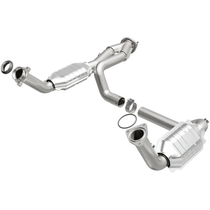 MagnaFlow DF Cat. Conv 02-06 Cadillac Truck. 8 5.3L Dual Conv. Y-Pipe Assy 2wd/Chevy Truck 99-07