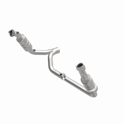 MagnaFlow Direct Fit Catalytic Converter 2006 Dodge RAM 1500 Pickup 5.7L Solid Front Axle