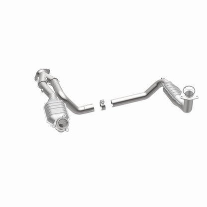 MagnaFlow DF Cat. Conv 02-06 Cadillac Truck. 8 5.3L Dual Conv. Y-Pipe Assy 2wd/Chevy Truck 99-07