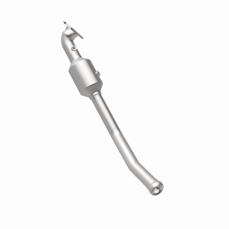 MagnaFlow 13-15 Dodge Durango V6 3.6L OEM Grade / EPA Compliant Direct-Fit Catalytic Converter