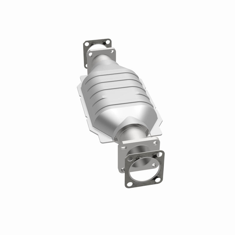 MagnaFlow California Direct Fit Catalytic Conv 75-82 Chevrolet LUV 1.8L / 86-91 Isuzu Trooper 2.3L