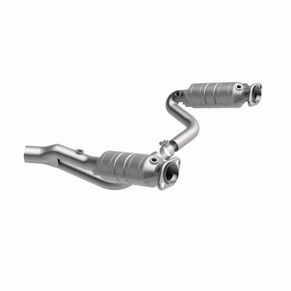 MagnaFlow Direct Fit Catalytic Converter Raider 2006 8 4.7L